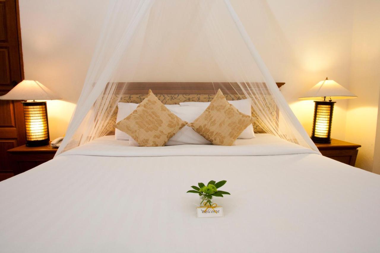 Sand Sea Resort Railay Beach Exterior photo