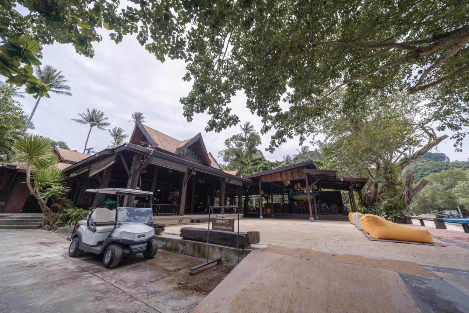 Sand Sea Resort Railay Beach Exterior photo